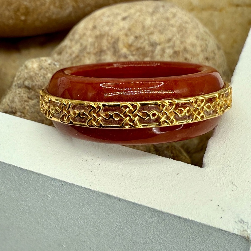 Red Jade Ruyi Knot Band Ring 18K Vermeil Over Sterling Silver Size 8 NWT - Picture 6 of 17